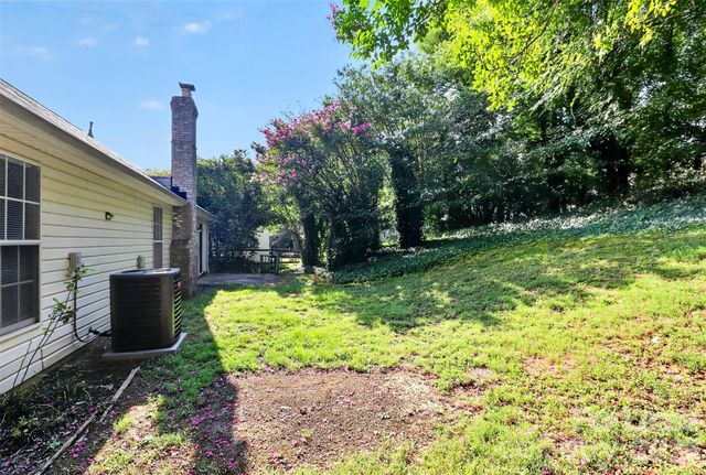 3411 Pondridge Court, Charlotte, NC 28269