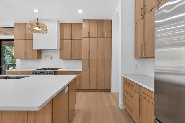 800 Acorn Way, Meadow Vista, CA 95722