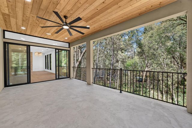 800 Acorn Way, Meadow Vista, CA 95722
