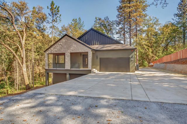 800 Acorn Way, Meadow Vista, CA 95722