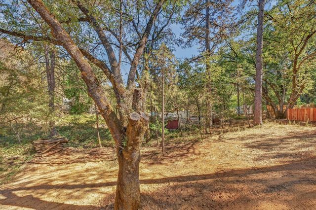 800 Acorn Way, Meadow Vista, CA 95722