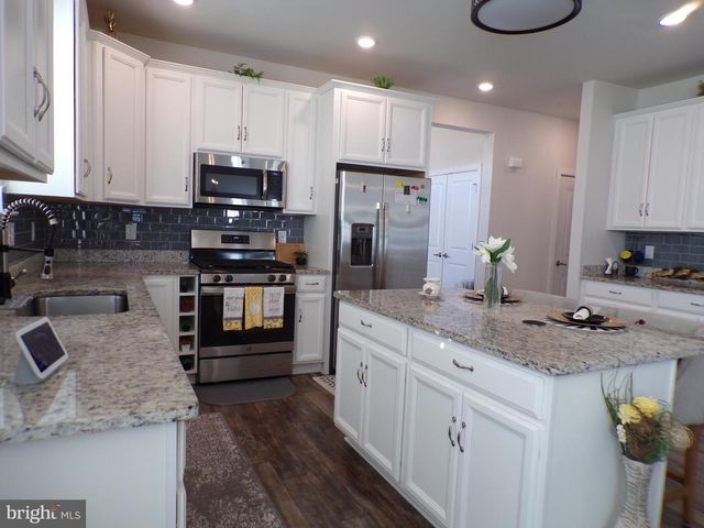 51 BRIDGE BLVD, Mount Holly, NJ 08060