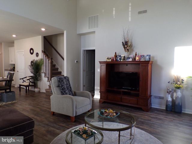 51 BRIDGE BLVD, Mount Holly, NJ 08060