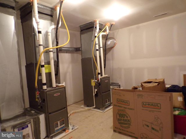 51 BRIDGE BLVD, Mount Holly, NJ 08060