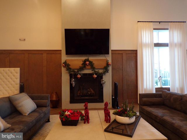 51 BRIDGE BLVD, Mount Holly, NJ 08060