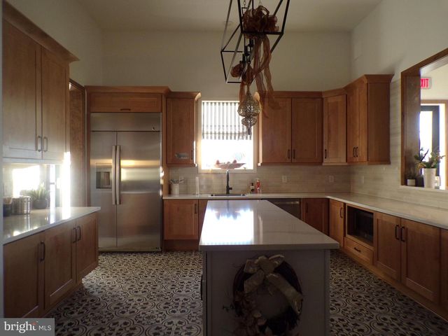 51 BRIDGE BLVD, Mount Holly, NJ 08060