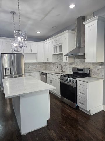 2231 S Austin Boulevard 1, Cicero, IL 60804