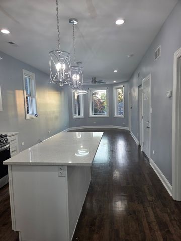2231 S Austin Boulevard 1, Cicero, IL 60804