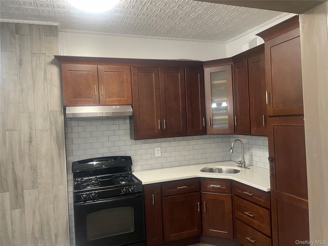 1720 Menahan Street, Ridgewood, NY 11385