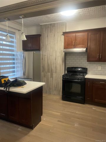 1720 Menahan Street, Ridgewood, NY 11385