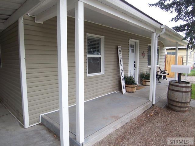 188 Rodgers Ave, Blackfoot, ID 83221