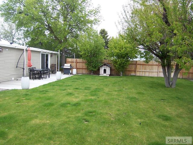 188 Rodgers Ave, Blackfoot, ID 83221