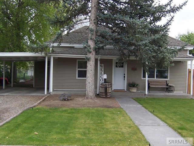 188 Rodgers Ave, Blackfoot, ID 83221