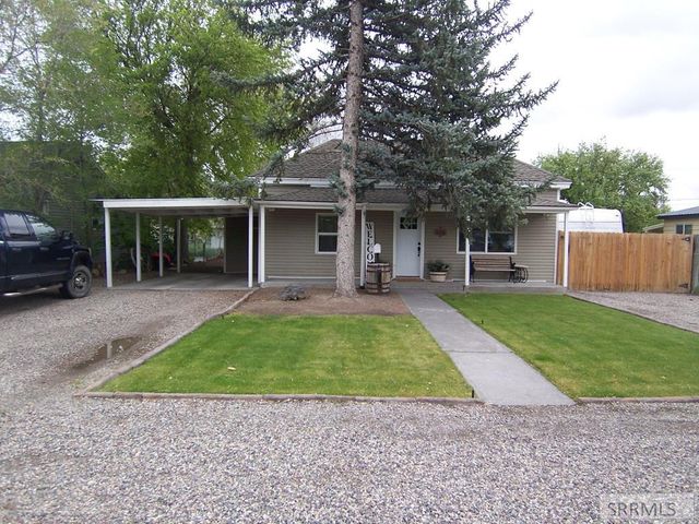 188 Rodgers Ave, Blackfoot, ID 83221