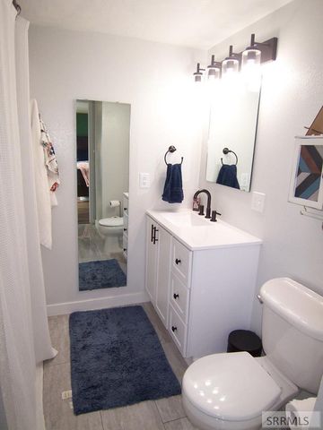 188 Rodgers Ave, Blackfoot, ID 83221