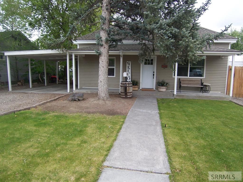 188 Rodgers Ave, Blackfoot, ID 83221
