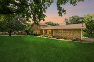230 Riverwood Dr, Hendersonville, TN 37075