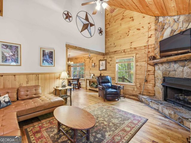 97 Eagles Nest Road, Sautee Nacoochee, GA 30571