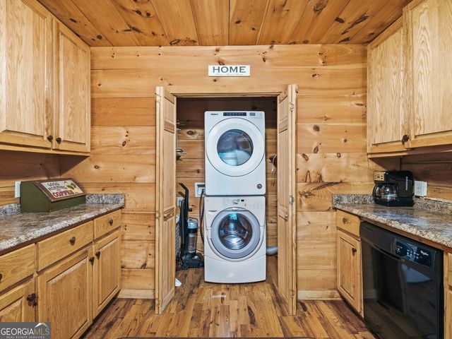 97 Eagles Nest Road, Sautee Nacoochee, GA 30571