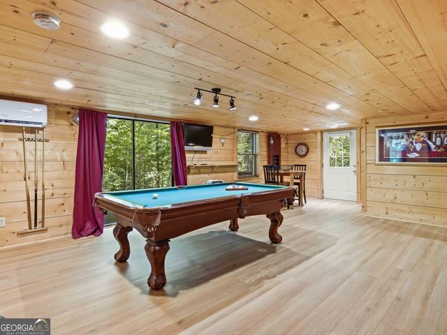 97 Eagles Nest Road, Sautee Nacoochee, GA 30571