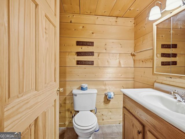 97 Eagles Nest Road, Sautee Nacoochee, GA 30571