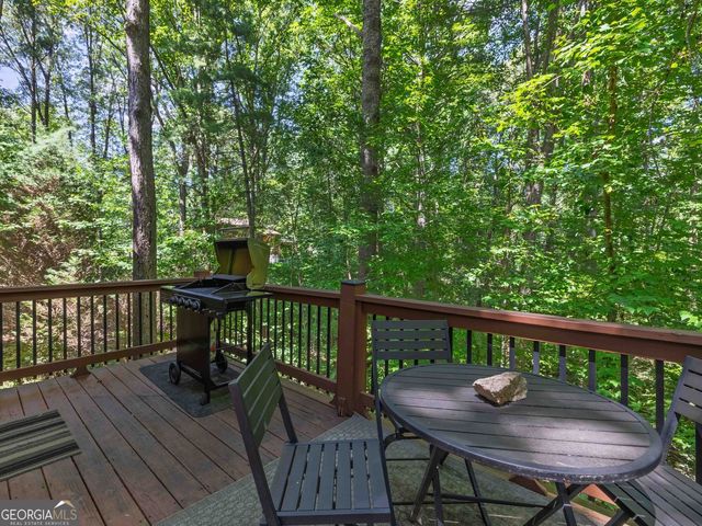 97 Eagles Nest Road, Sautee Nacoochee, GA 30571