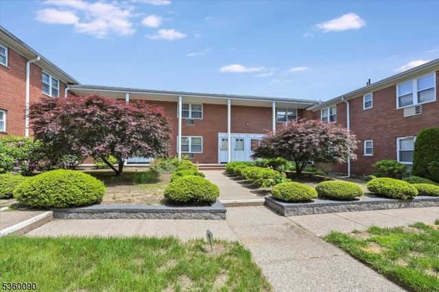 54 Knox Ter 1A, Wayne Twp., NJ 07470