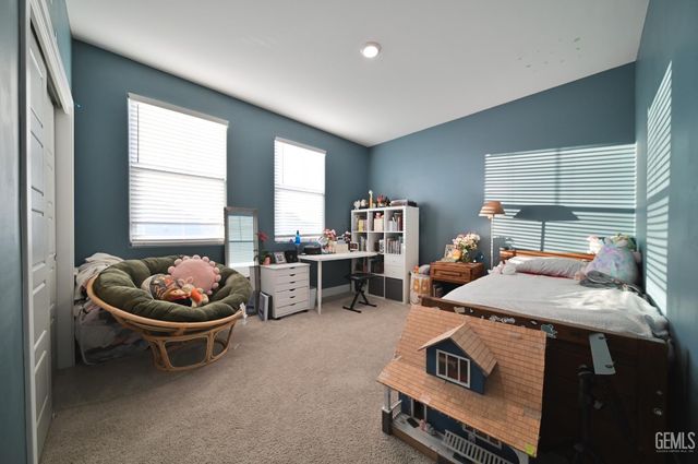 3420 Rustic Woods Lane, Shafter, CA 93263