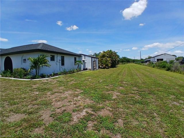 11300 Bridle LN, Cape Coral, FL 33991