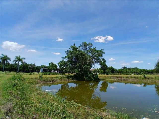 11300 Bridle LN, Cape Coral, FL 33991