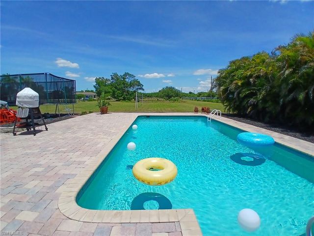 11300 Bridle LN, Cape Coral, FL 33991