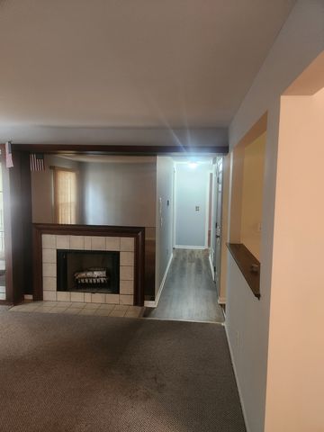 1066 Spring Garden Circle 66, Naperville, IL 60563