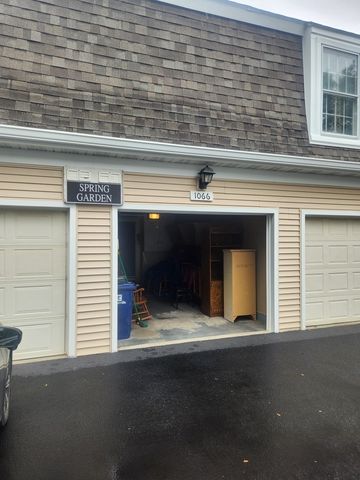 1066 Spring Garden Circle 66, Naperville, IL 60563