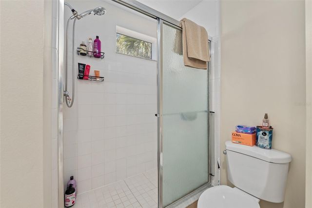 5436 ADMIRAL WAY 2, Oxford, FL 34484