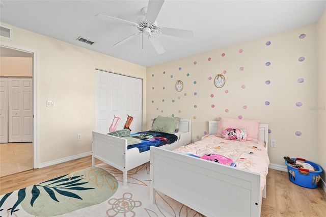 5436 ADMIRAL WAY 2, Oxford, FL 34484