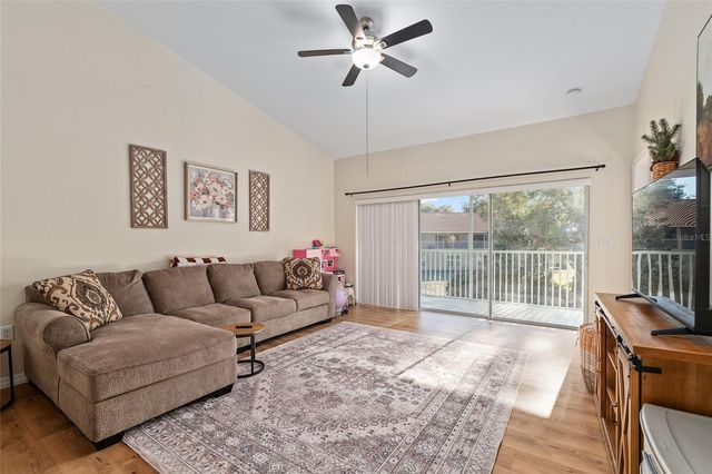 5436 ADMIRAL WAY 2, Oxford, FL 34484