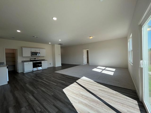 786 Yorkshire Drive, Lavon, TX 75166