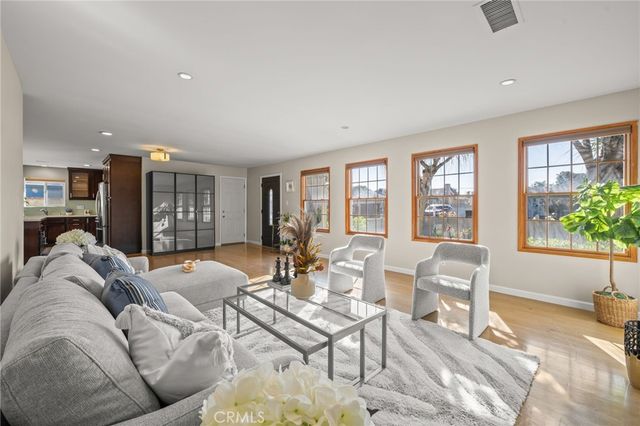 12313 Alberta Drive, Culver City, CA 90230