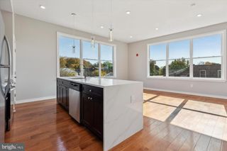 100 FORREST AVE #302, Narberth, PA 19072