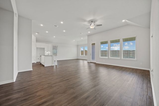 1502 Red Clover Avenue, Van Alstyne, TX 75495