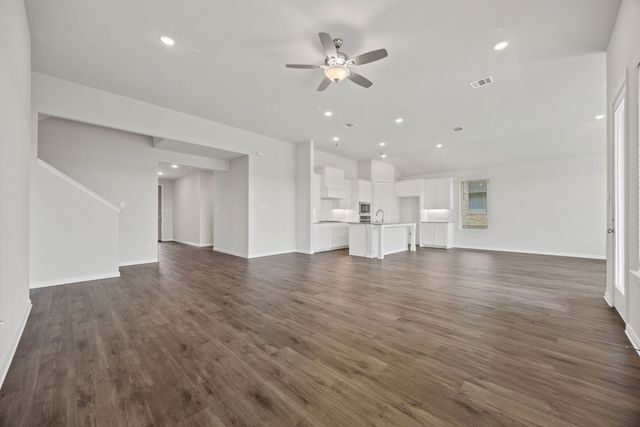 1502 Red Clover Avenue, Van Alstyne, TX 75495