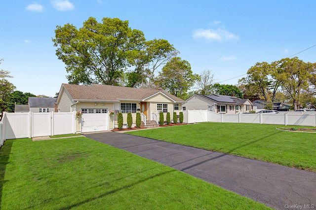 710 Broadway Avenue, Brentwood, NY 11717