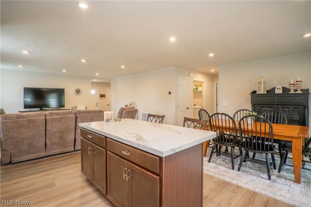 2655 Elkford Circle NE, Canton, OH 44721