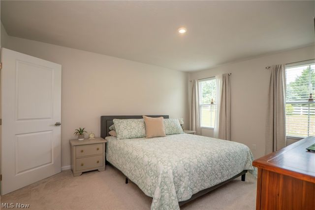 2655 Elkford Circle NE, Canton, OH 44721