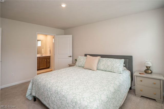 2655 Elkford Circle NE, Canton, OH 44721