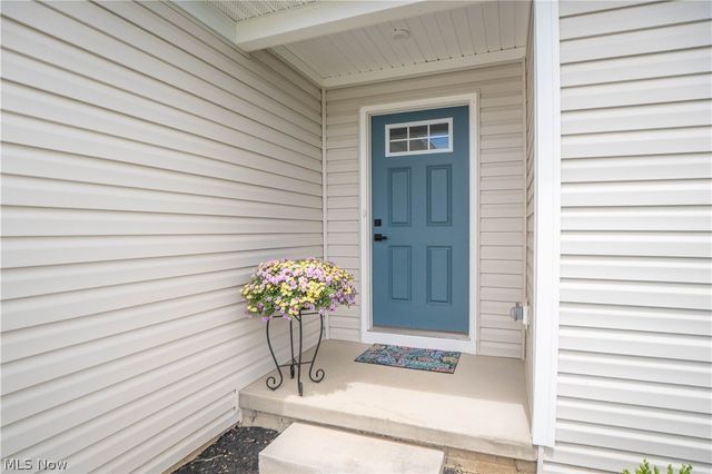 2655 Elkford Circle NE, Canton, OH 44721