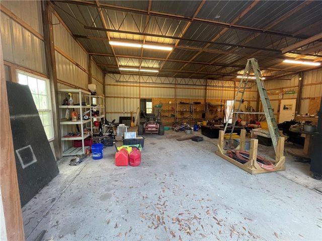 2114 Mill Creek Road, Patterson, GA 31557