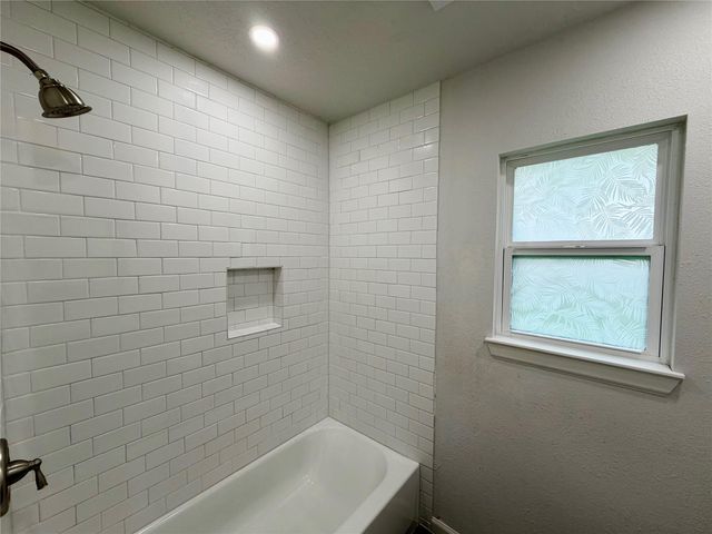 3009 Robinson Boulevard, Texas City, TX 77590
