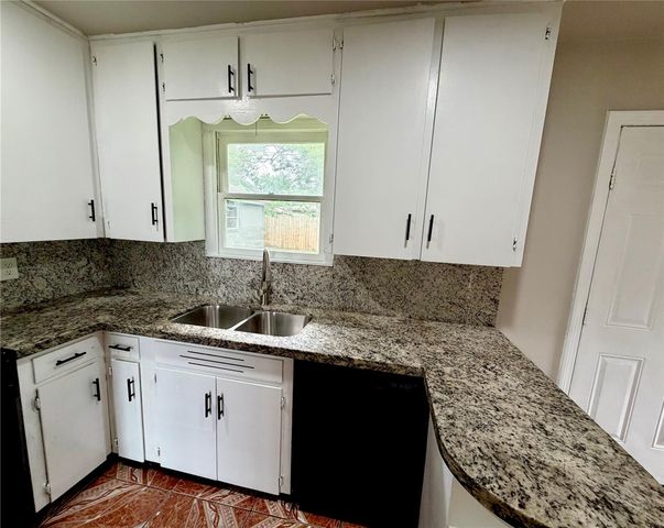 3009 Robinson Boulevard, Texas City, TX 77590
