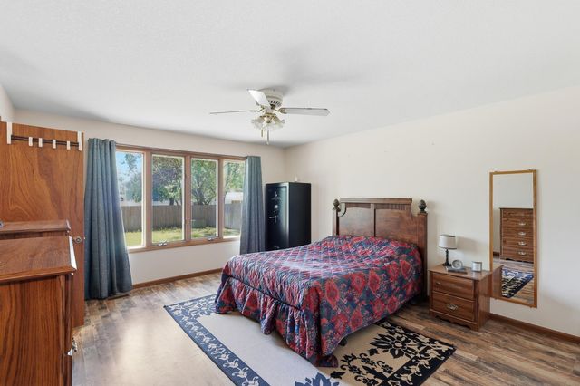 217 W Douglas Ave, Andover, KS 67002